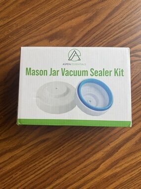 Aspen Essentials Mason Jar Vacuum Sealer Kit - White & Blue